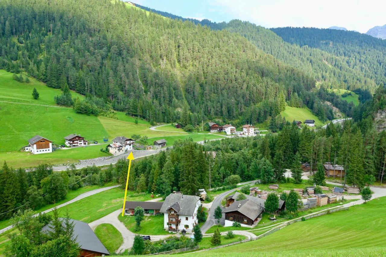 Апартаменти Ciasa Preroman App. Vista Castello Сан-Мартіно-ін-Бадія Екстер'єр фото