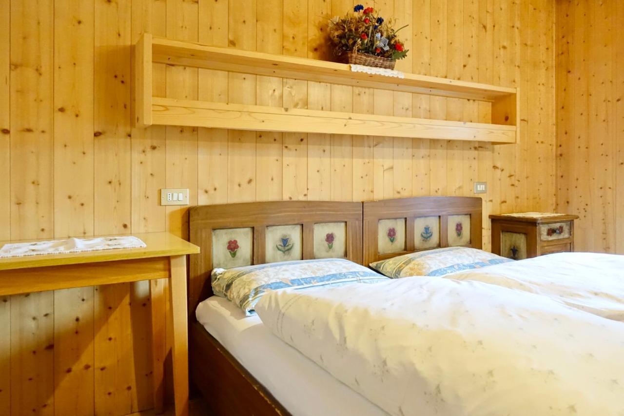 Апартаменти Ciasa Preroman App. Vista Castello Сан-Мартіно-ін-Бадія Екстер'єр фото